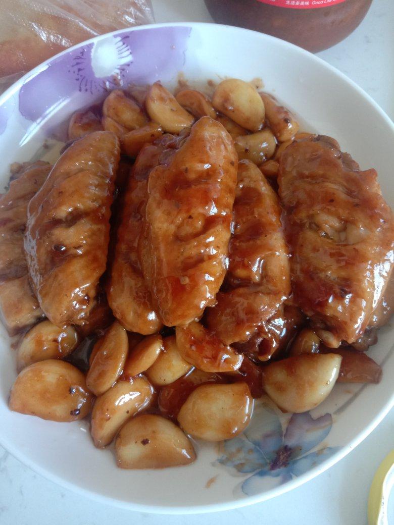 蒜香蚝油鸡翅中