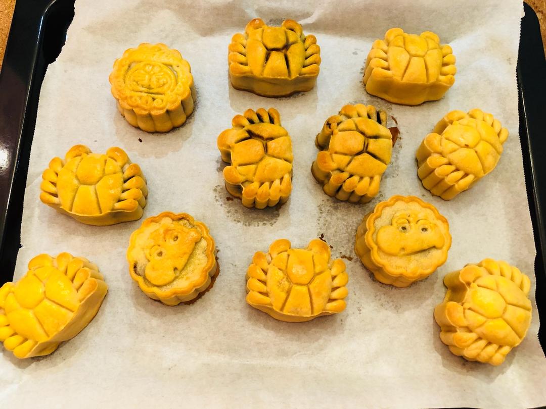 广式月饼——蛋黄莲蓉月饼