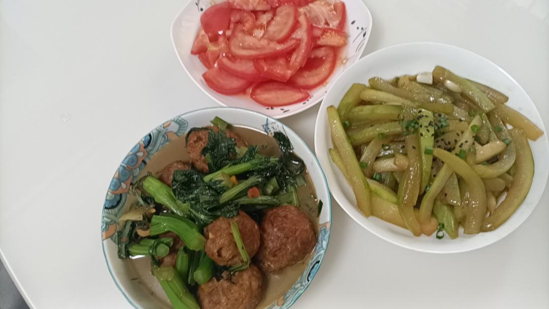 简单的红烧狮子头～拌饭太香了