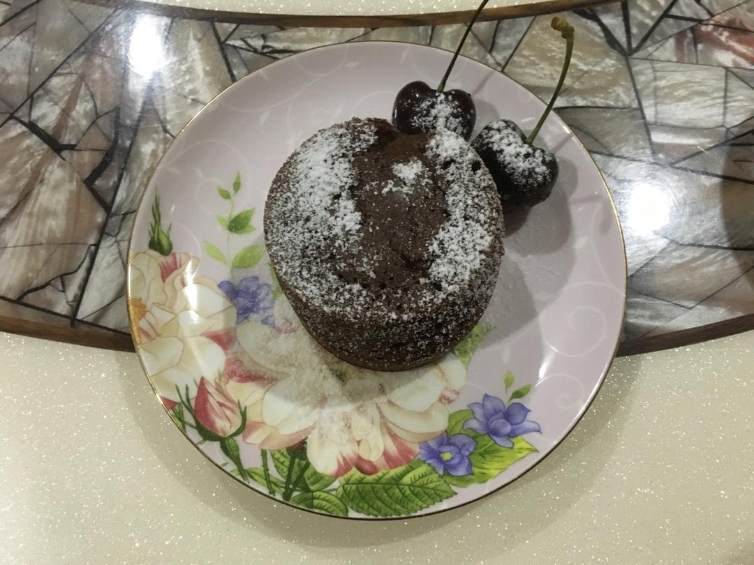 巧克力熔岩蛋糕