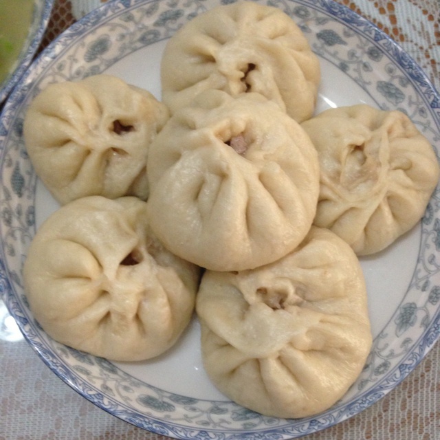 鲜肉包子