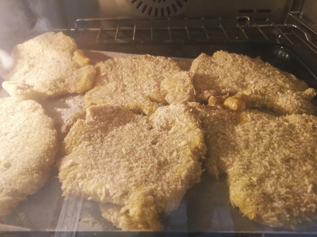 烤箱版炸猪排（只要一勺橄榄油）（媲美传统）（空气炸猪排）