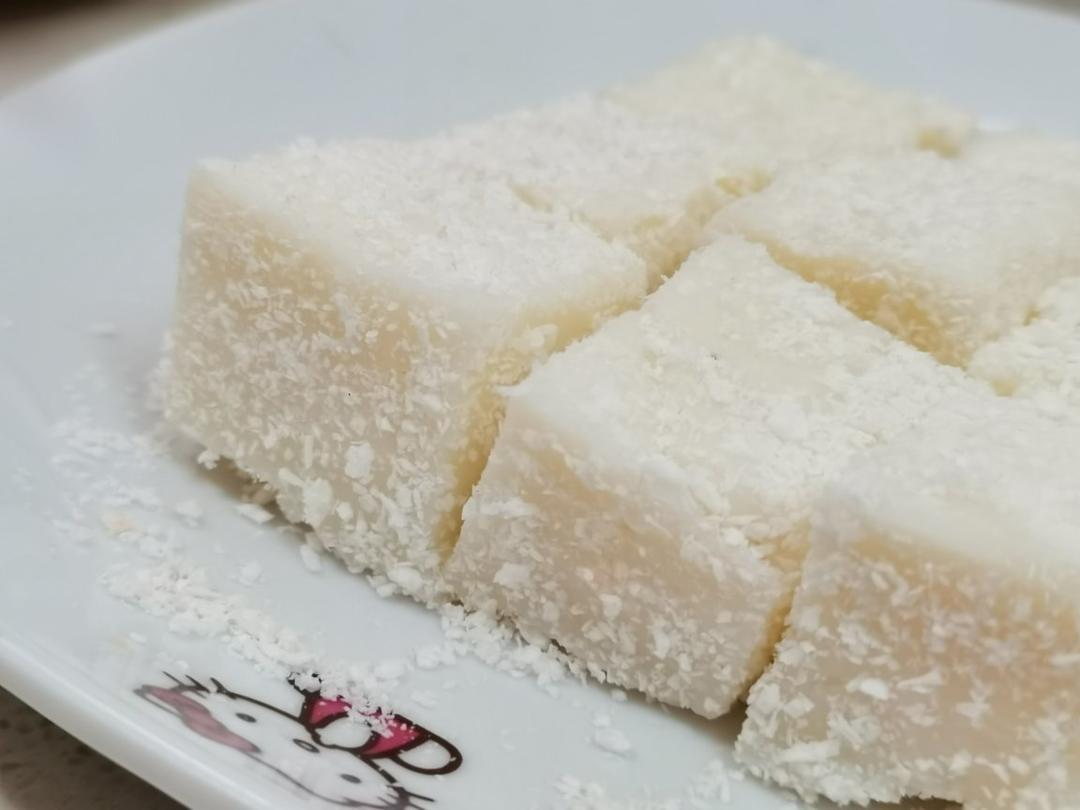 完胜85‘C的牛奶椰蓉小方