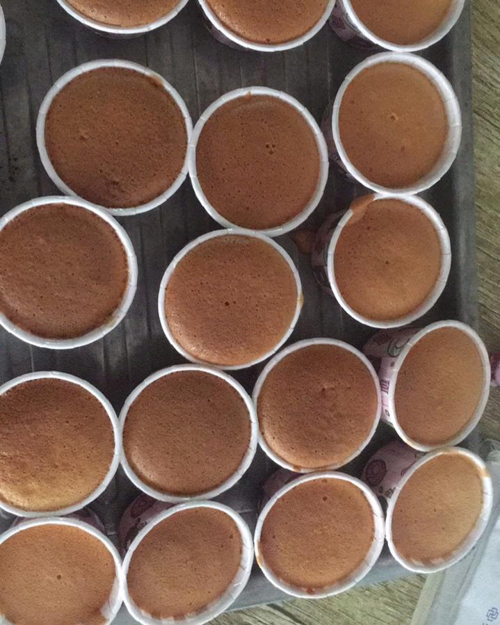 不回缩不开裂戚风纸杯蛋糕