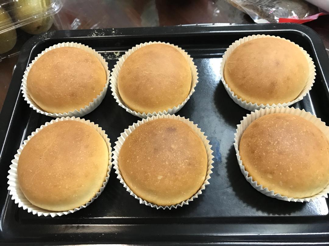 软软萌萌的紫米小面包