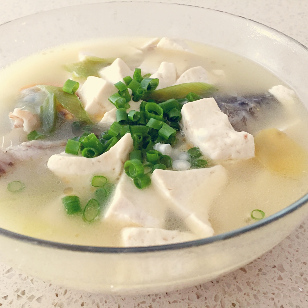 厨茉莉做的豆腐鲫鱼汤
