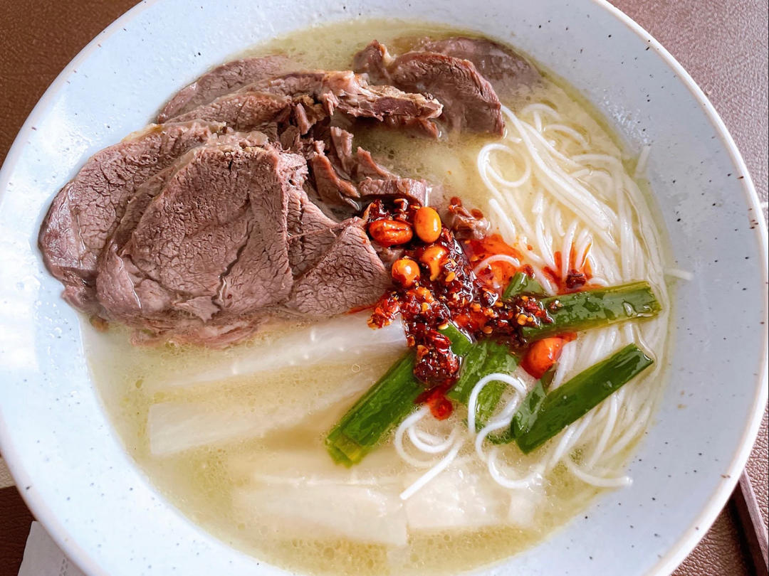 汤鲜肉美的【遵义羊肉粉】，喝完全身都舒坦