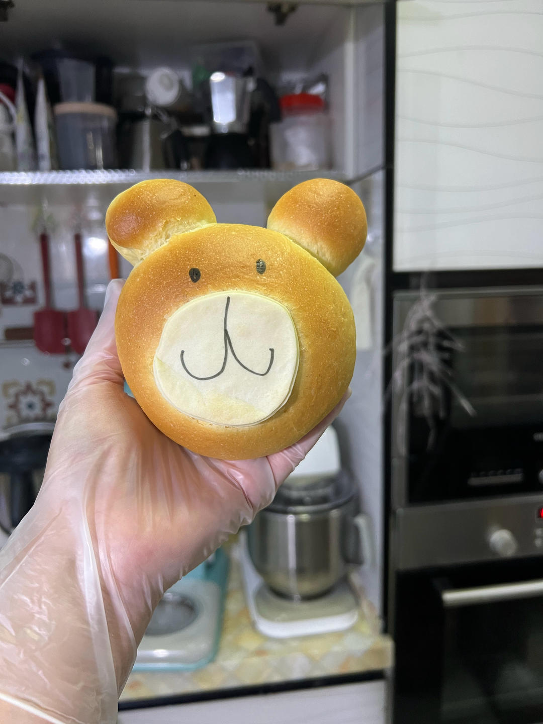 小熊豆沙面包