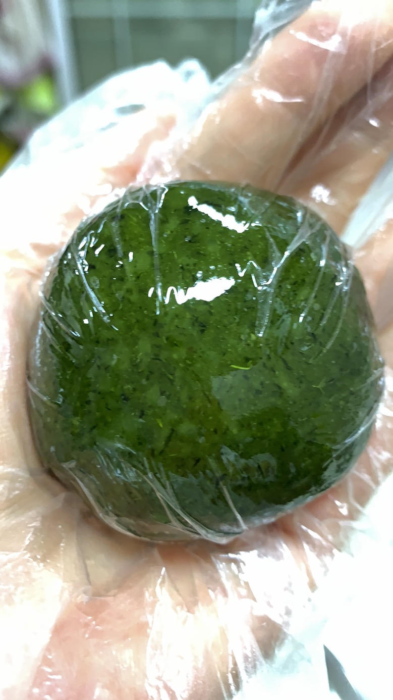 清明必吃的艾草青团