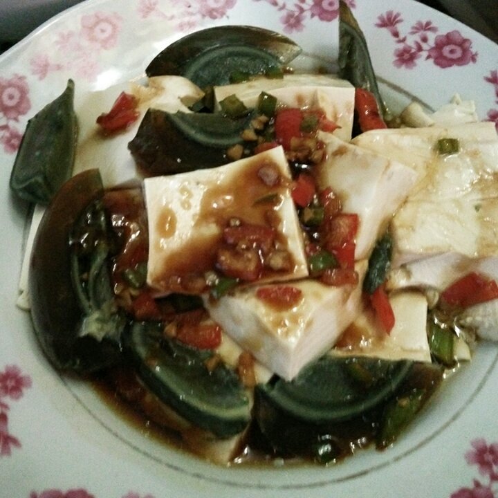 皮蛋豆腐