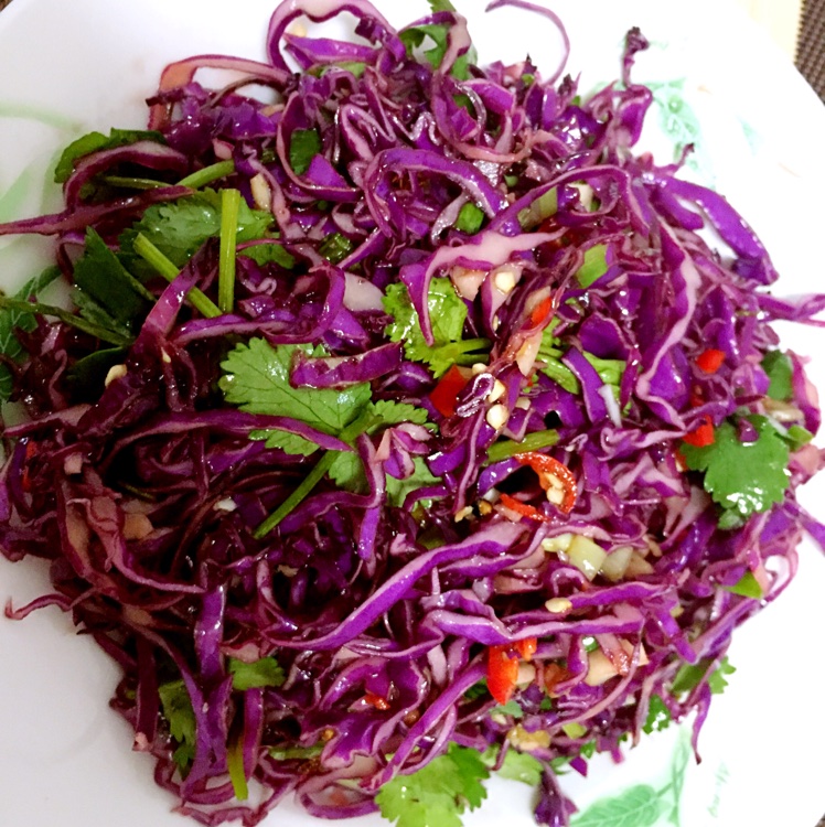5分钟菜谱：紫甘蓝拌苦菊