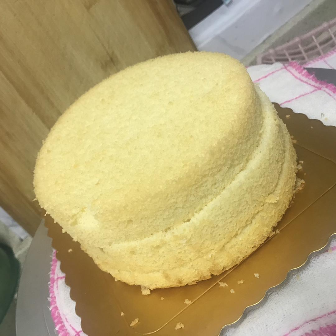 六、八、十寸戚风蛋糕
不回缩 不收腰