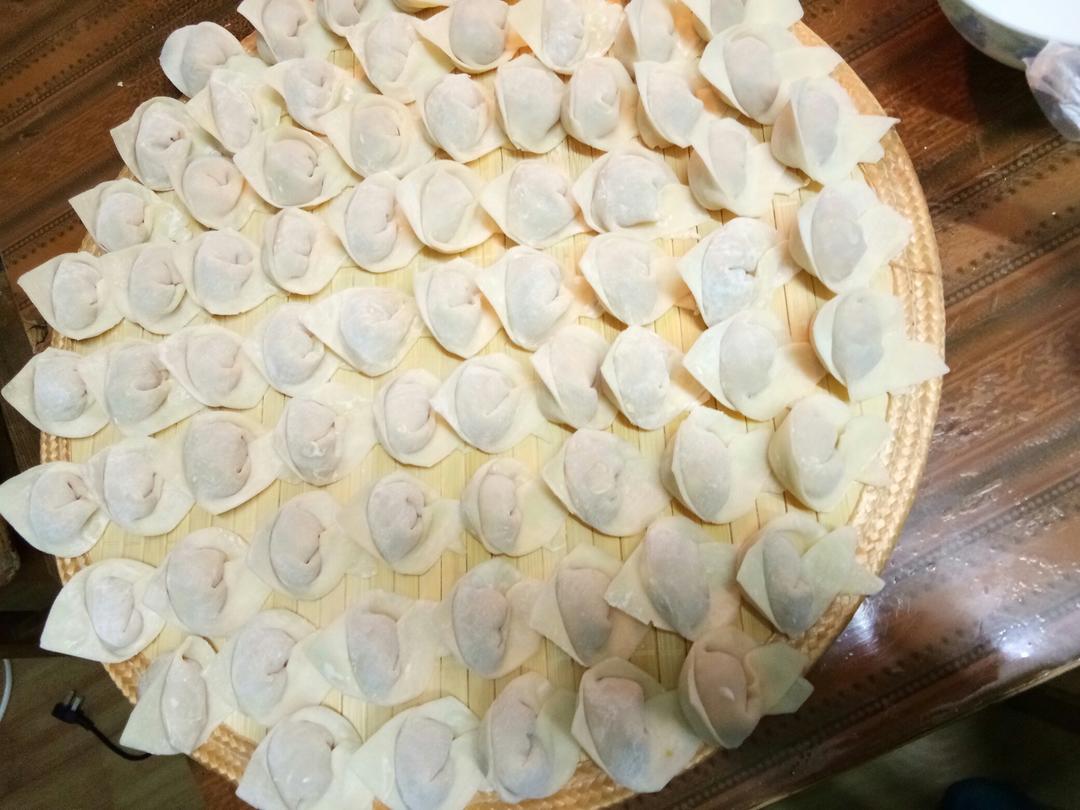 鸡汤馄饨（附鸡汤做法）