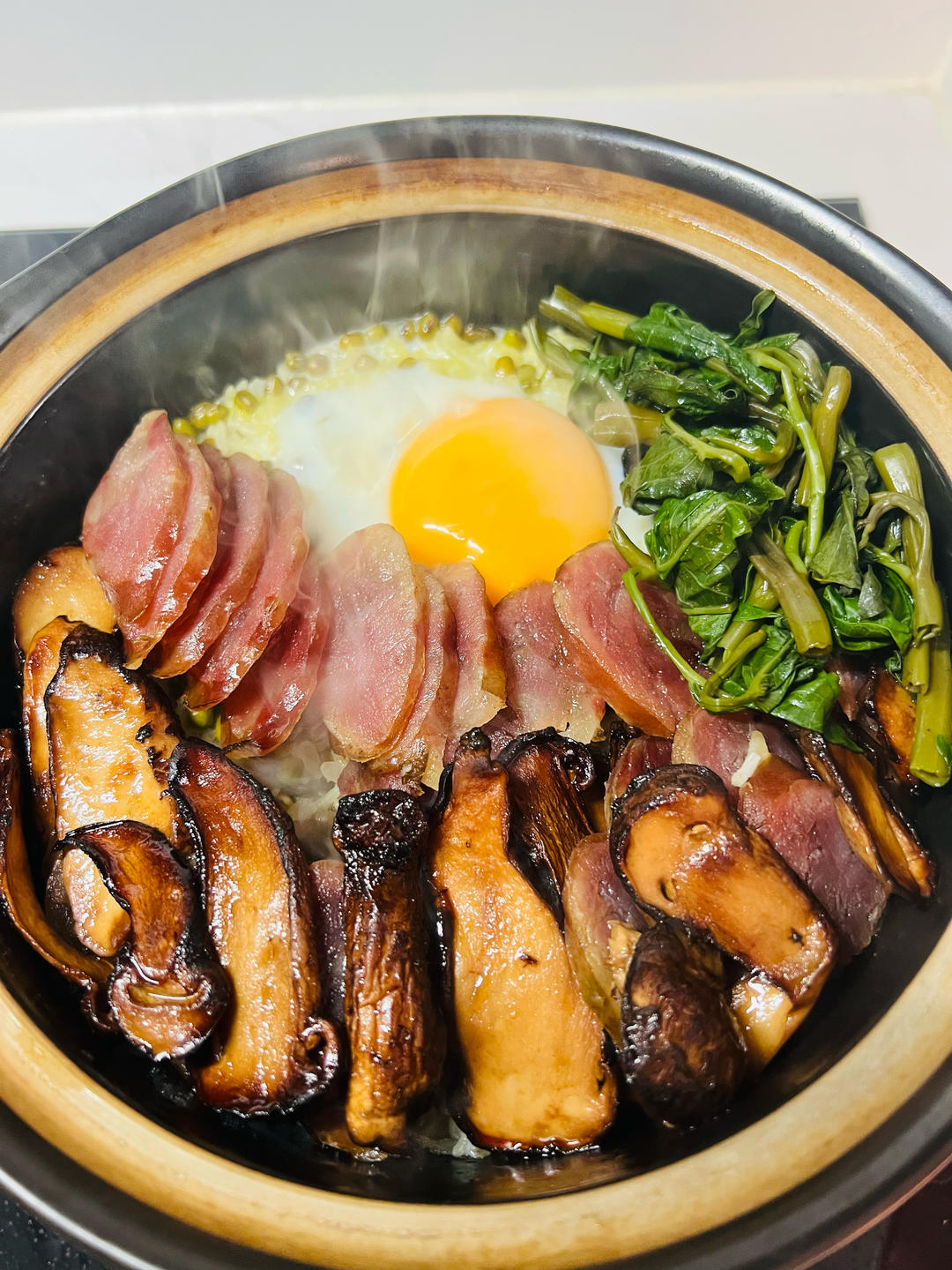 鲜甜美味的松茸饭