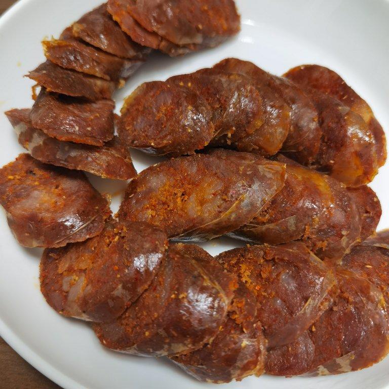 自制四川麻辣香肠
正宗四川口味，超详细制作流程图解