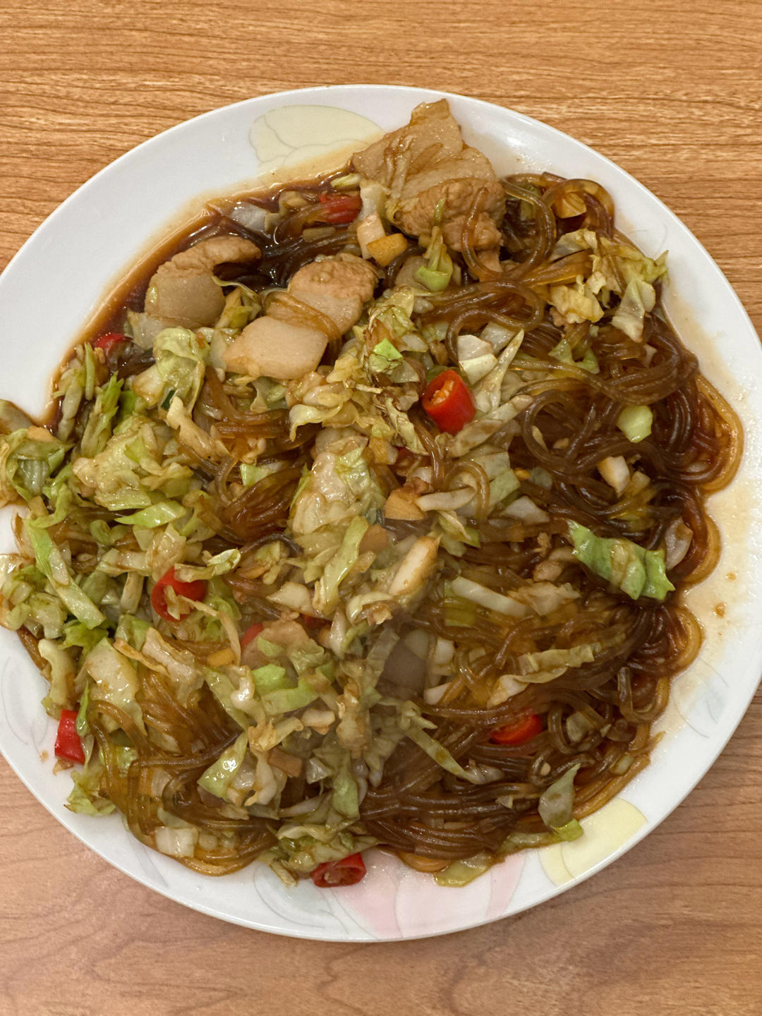 最近爱吃粉丝粉条～包菜炒粉丝