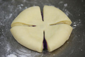 四叶草紫薯心形面包B19的做法 步骤4