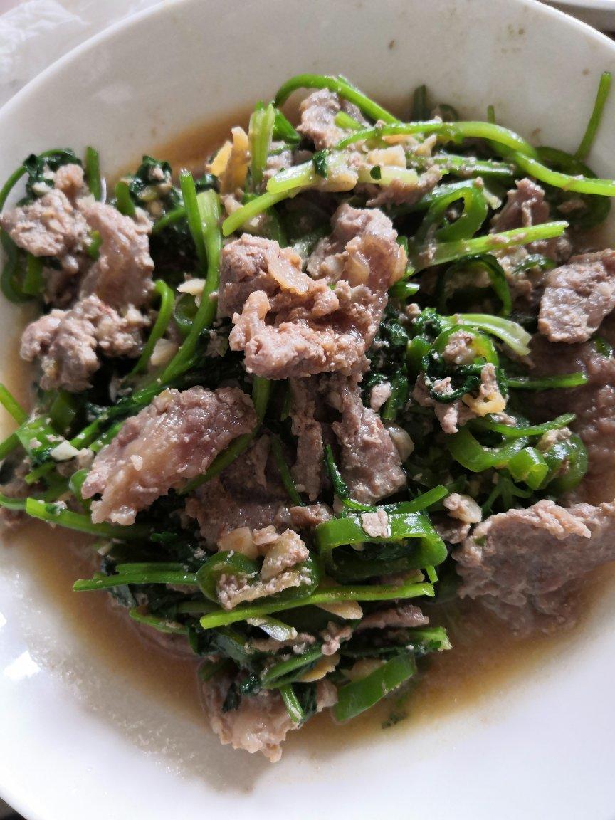 小炒牛肉