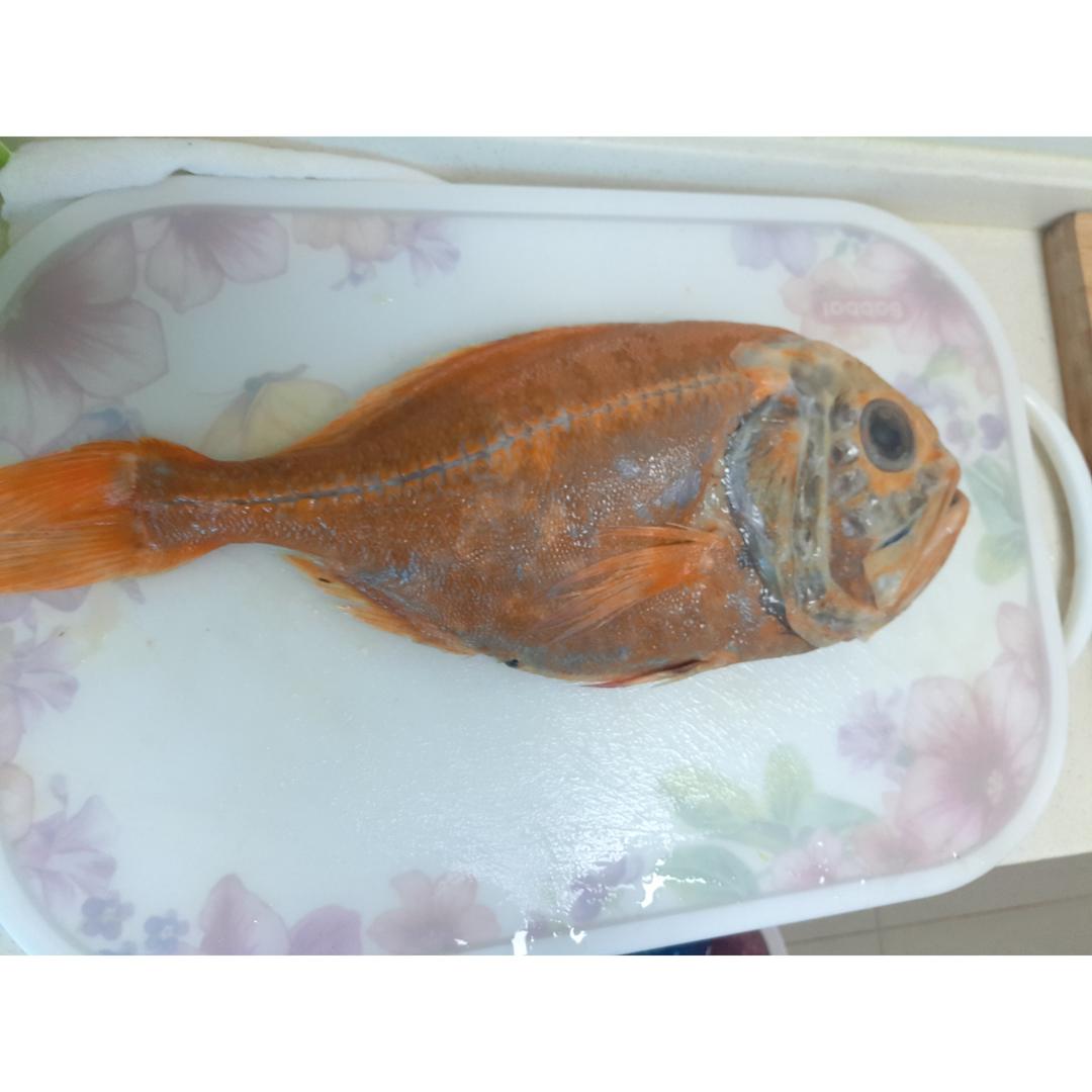 清蒸长寿鱼