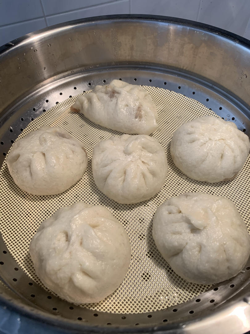一出笼就抢光的青萝卜丝肉包