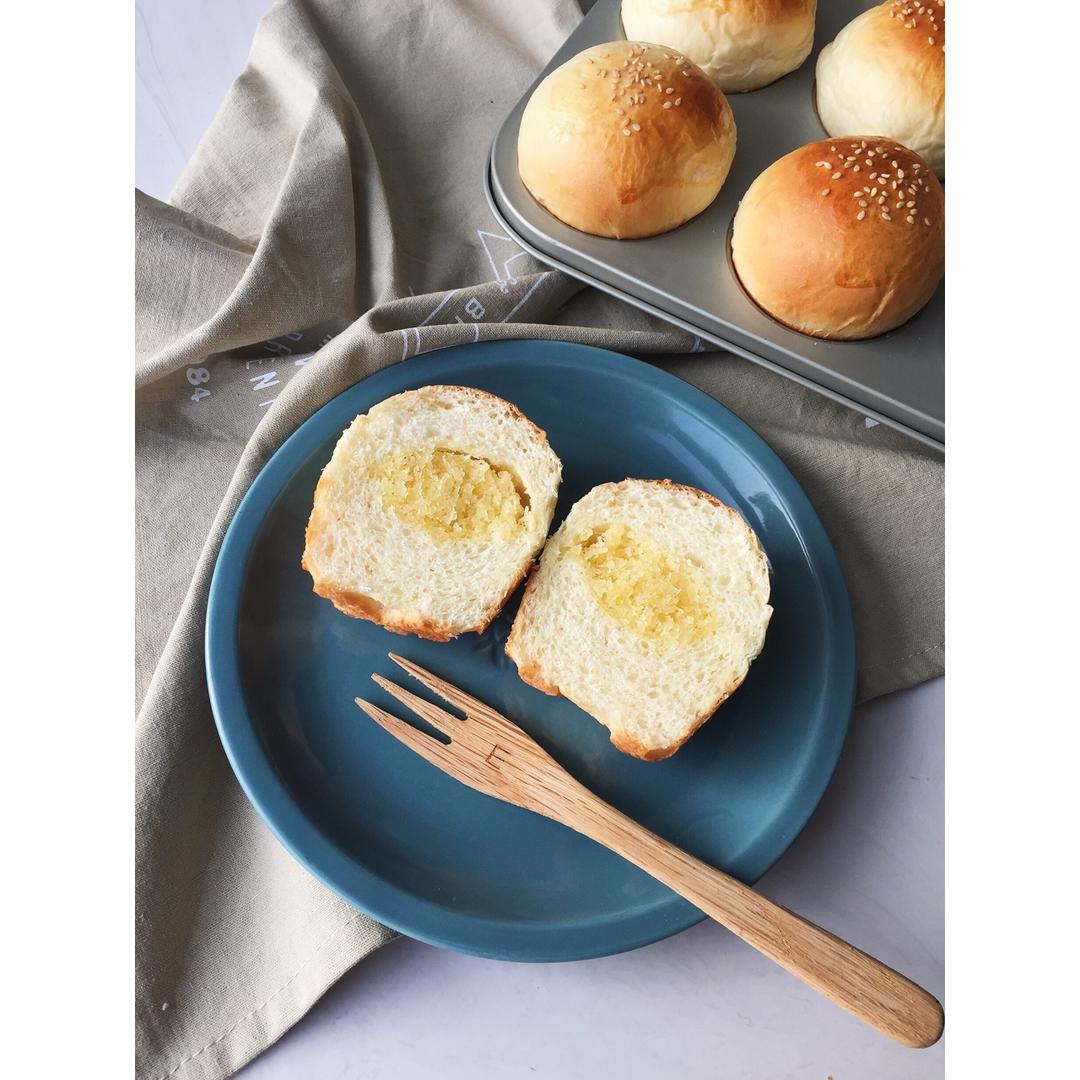 椰蓉奶油小蘑菇面包