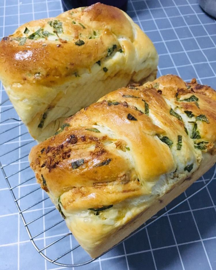 香葱肉松手撕吐司