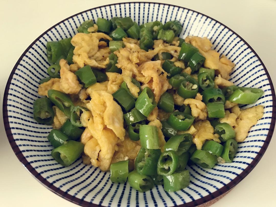 下饭夹馍都好吃的线椒炒鸡蛋