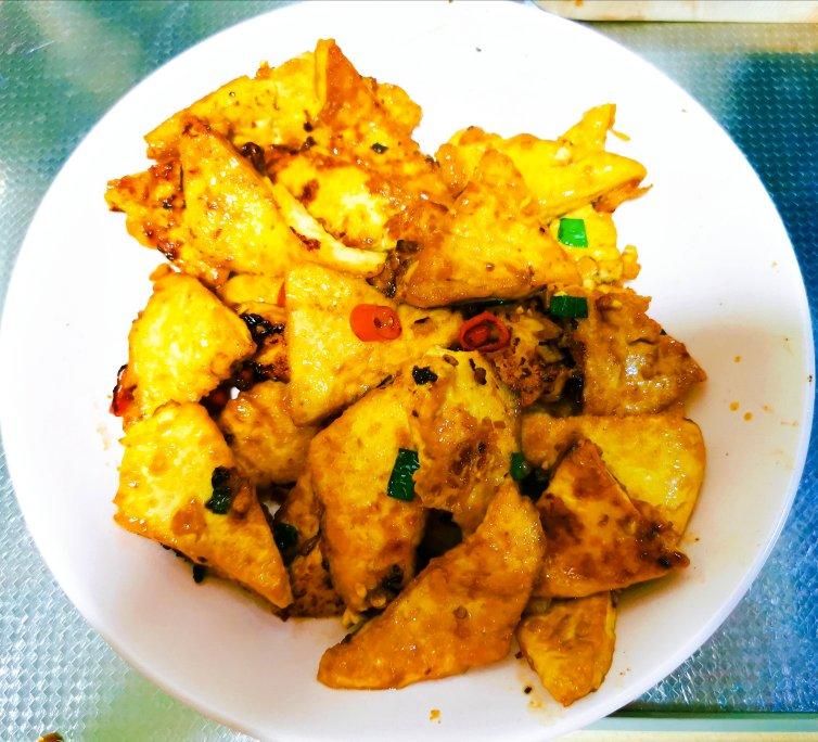 焖煎豆腐