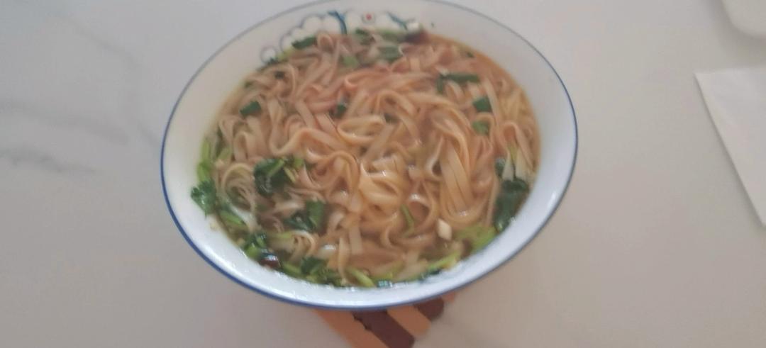 一碗热汤面