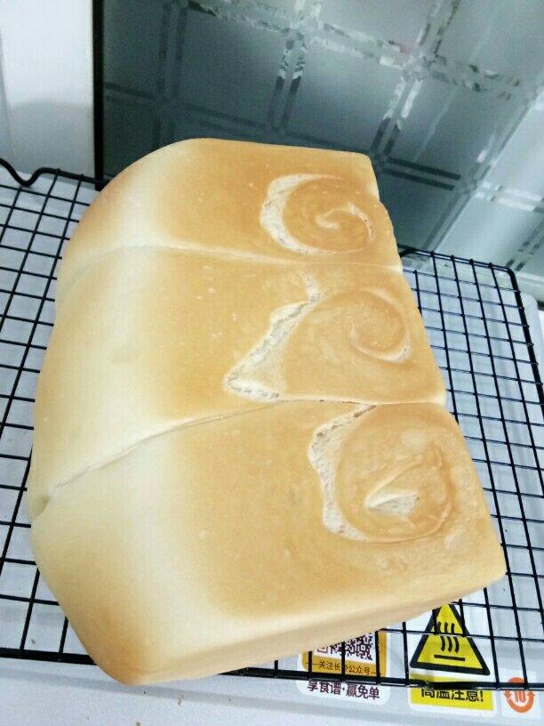 夺命软吐司(๑´ڡ`๑)超软拉丝极速方便的一次发酵吐司