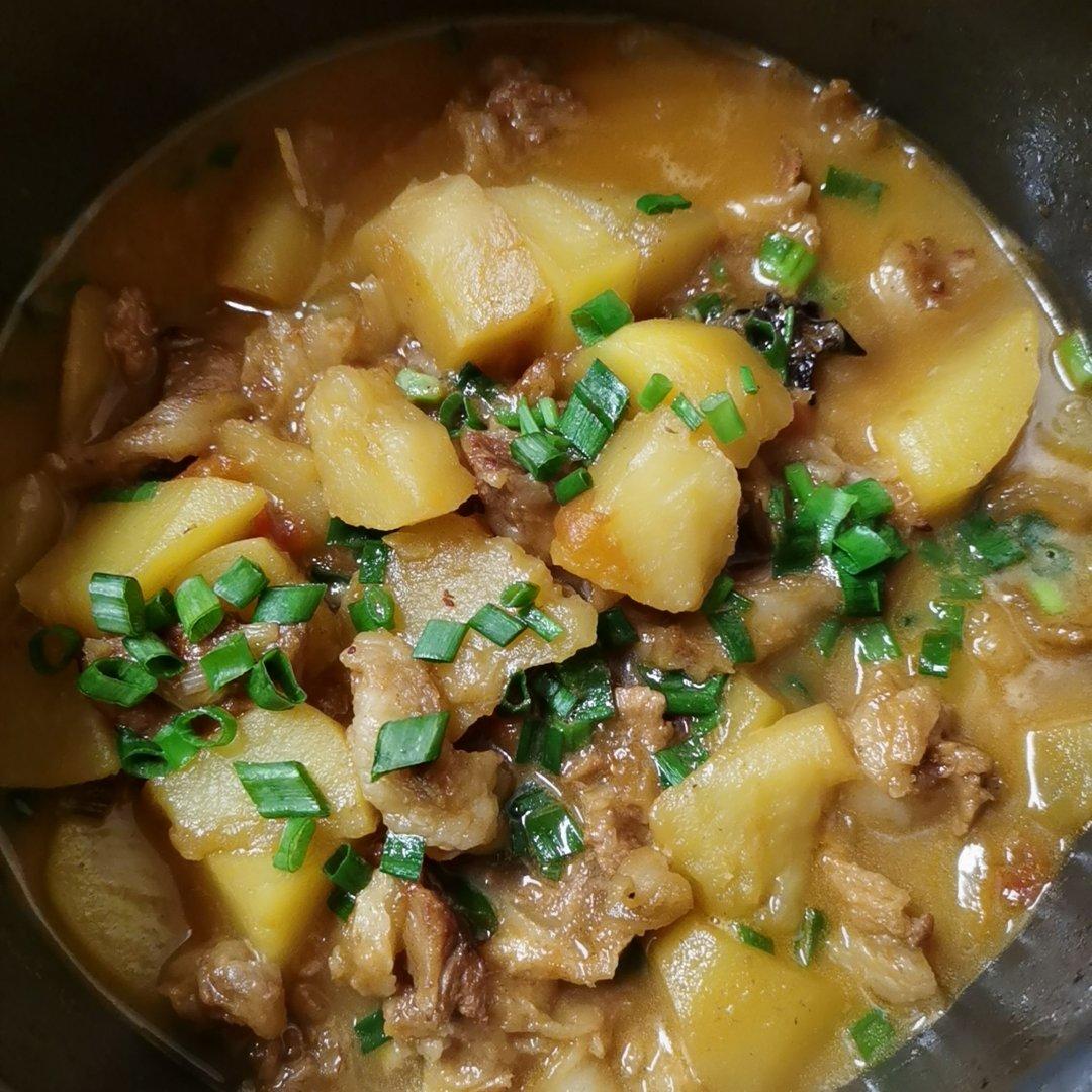 番茄土豆炖牛腩