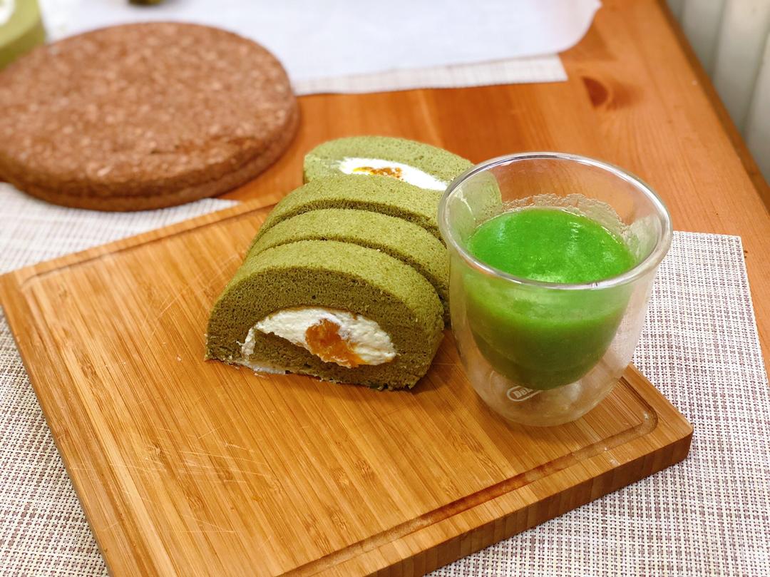 黄瓜汁芒果酱蛋糕卷（配合兔子家小烤盘）的做法