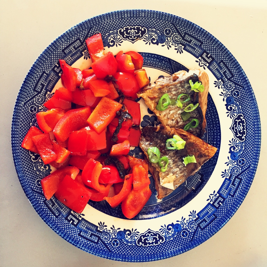 煎鱼+小清新沙拉