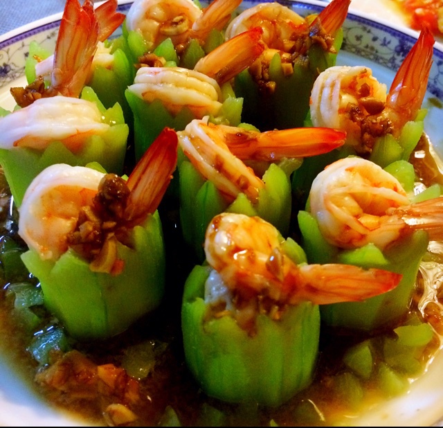 蒜蓉丝瓜鲜虾盅