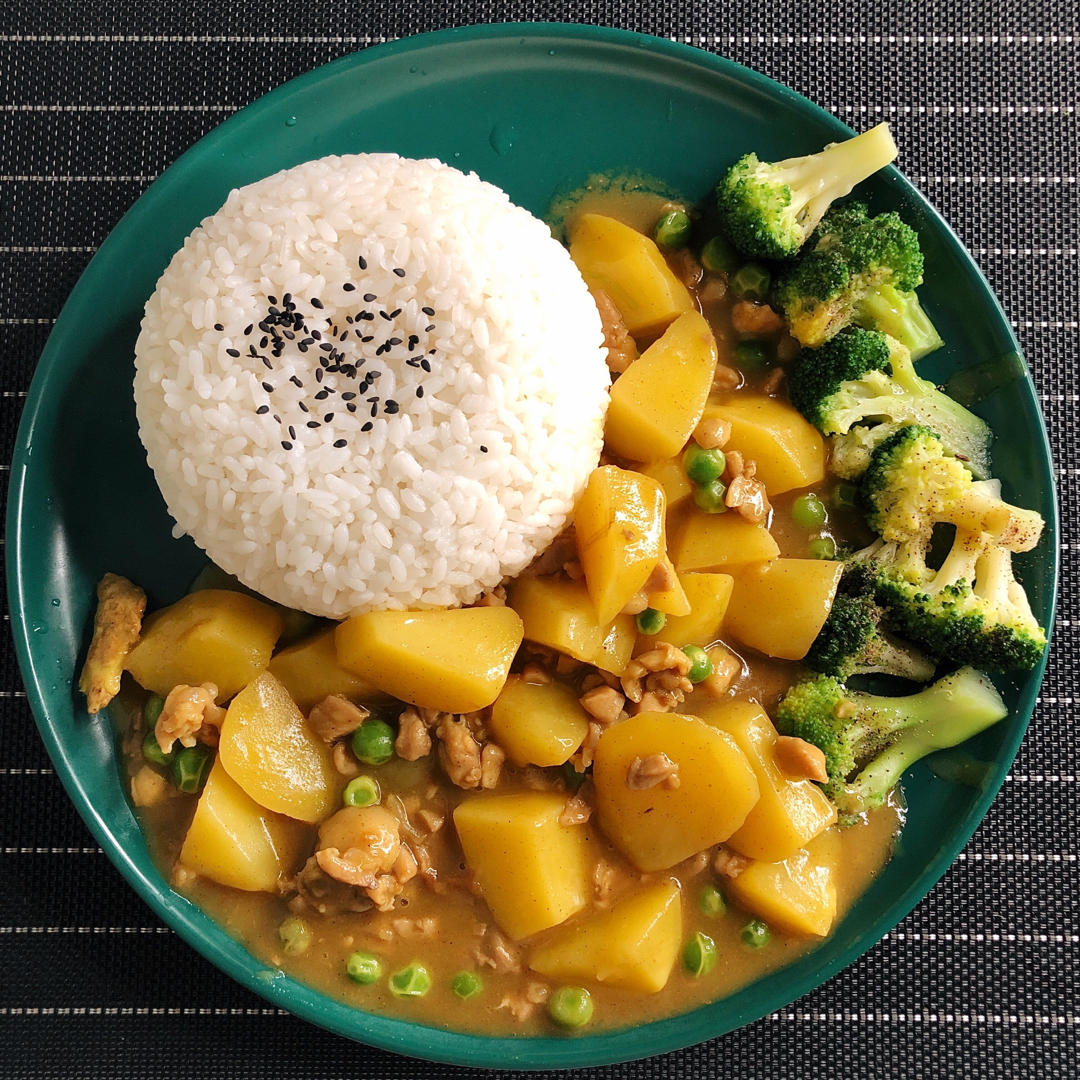 咖喱鸡肉饭
