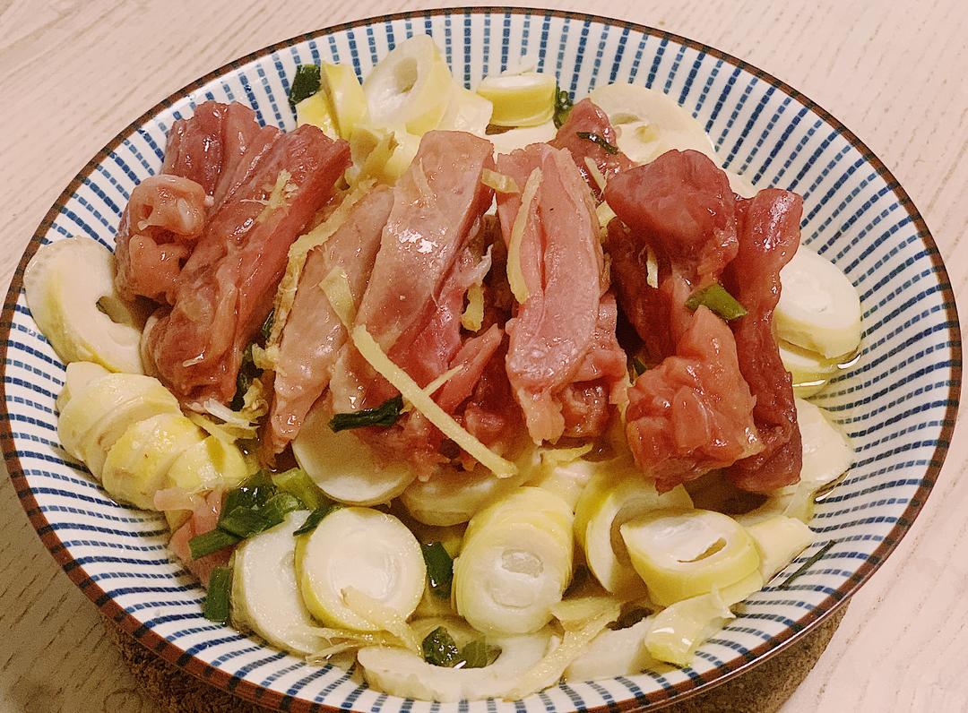 春笋腊鸡腿(春季时令菜)