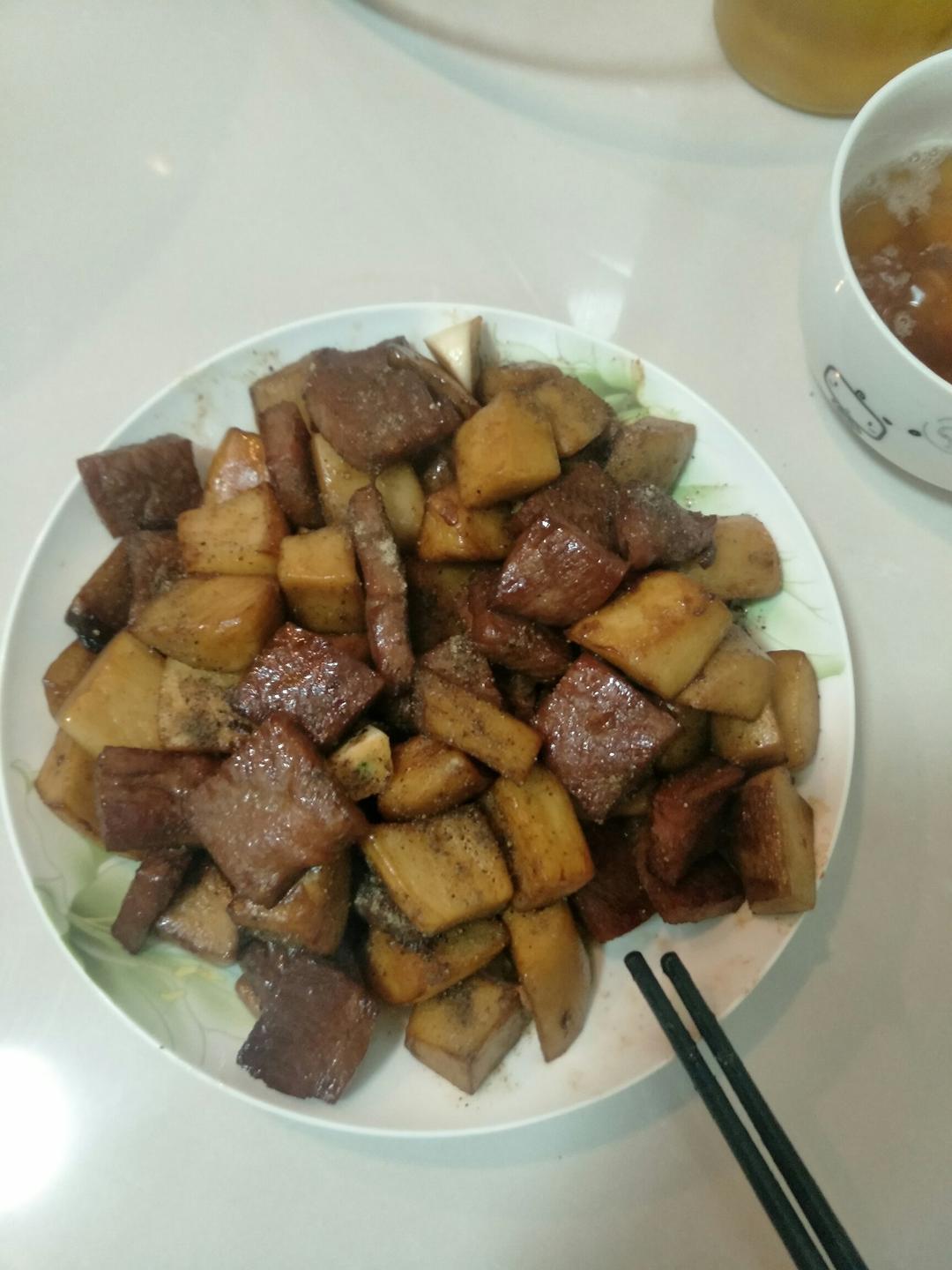 黑胡椒杏鲍菇牛肉粒