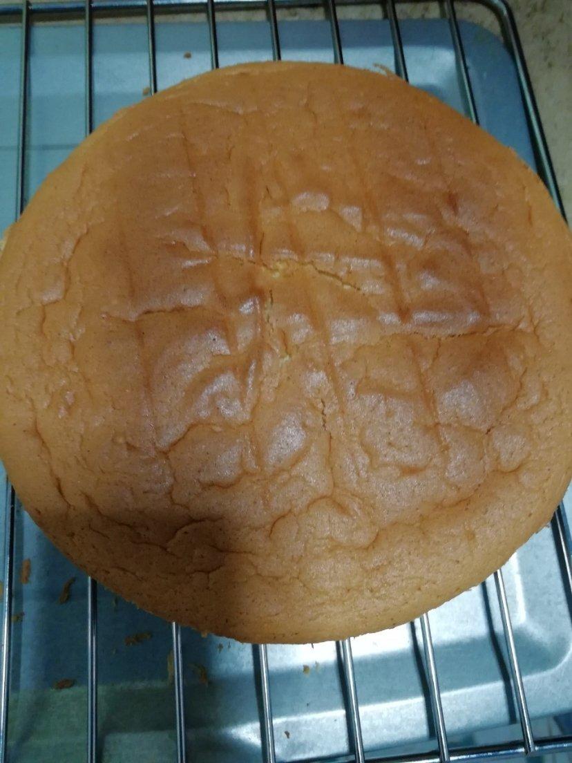 蛋糕的做法（8寸戚风蛋糕）