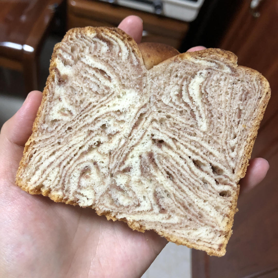 豆沙大理石吐司