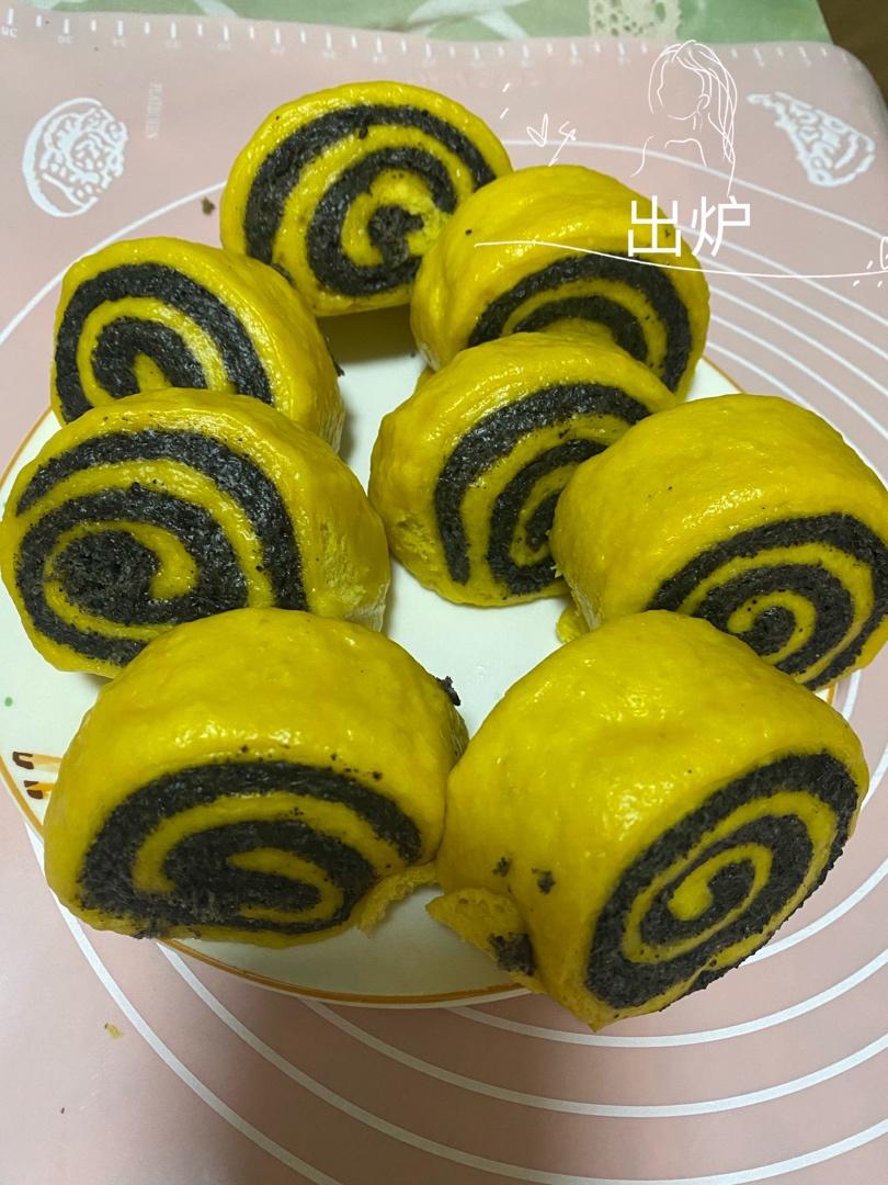 南瓜黑芝麻花卷