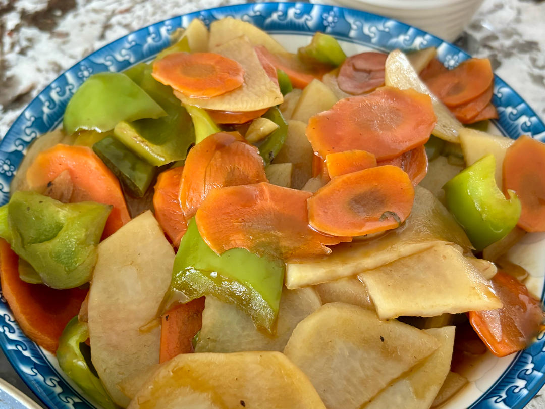 比肉都好吃的青椒炒土豆片😋简单又美味❗️