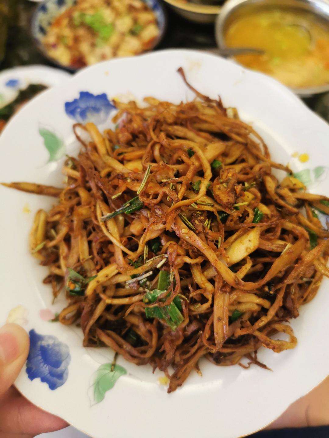 越嚼越香‼️比肉还要好吃👉干煸孜然杏鲍菇