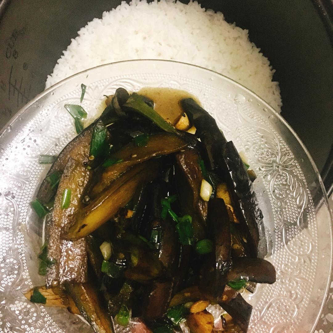 堂妈小厨——红烧茄子