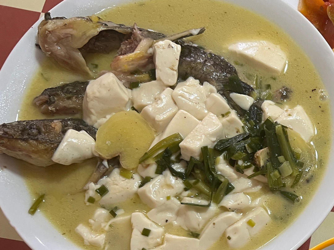 昂刺鱼豆腐汤（黄辣丁）