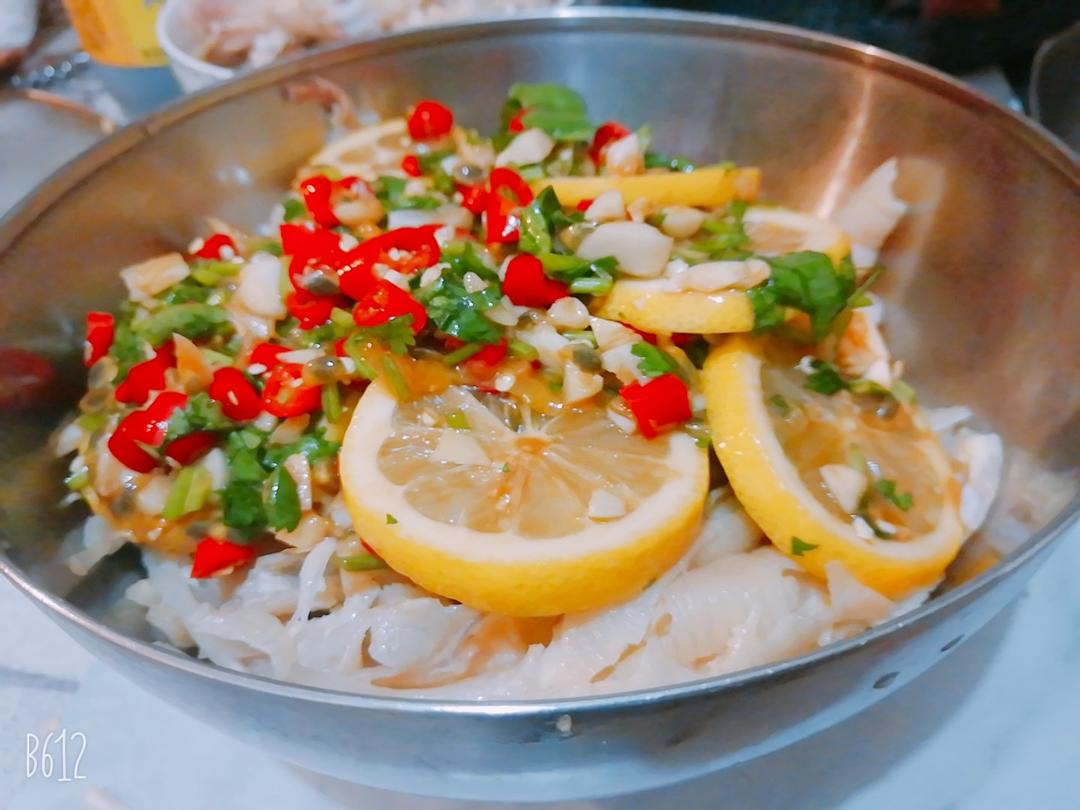 【酸辣无骨凤爪】