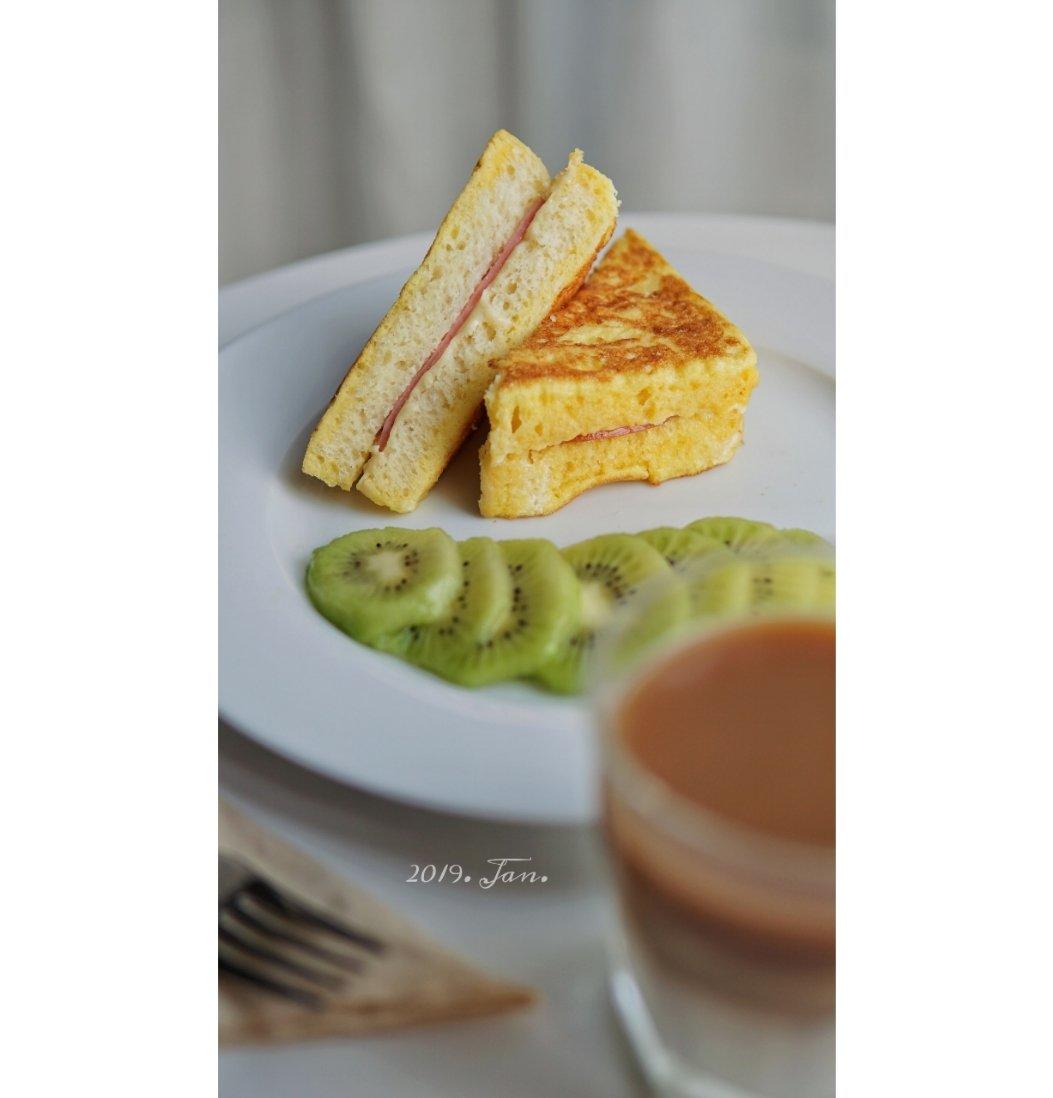 十分钟快手早餐【港式火腿西多士】