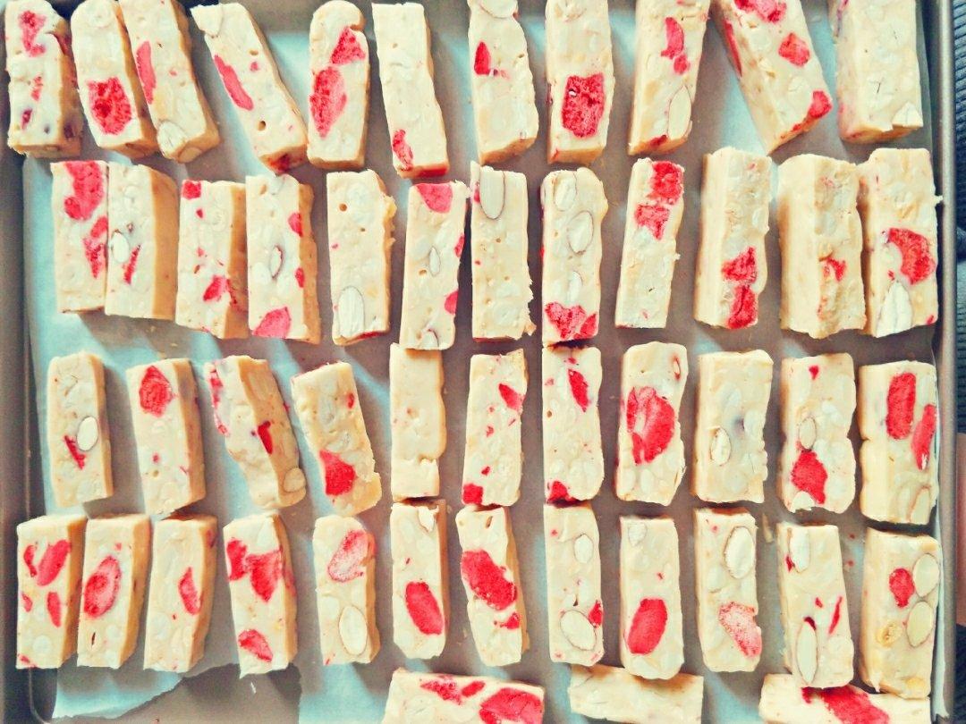 超详细TIPS—自制超美味牛轧糖（熬糖版），秒杀棉花糖版