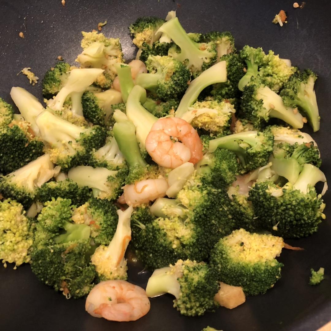 西兰花炒虾仁🍤