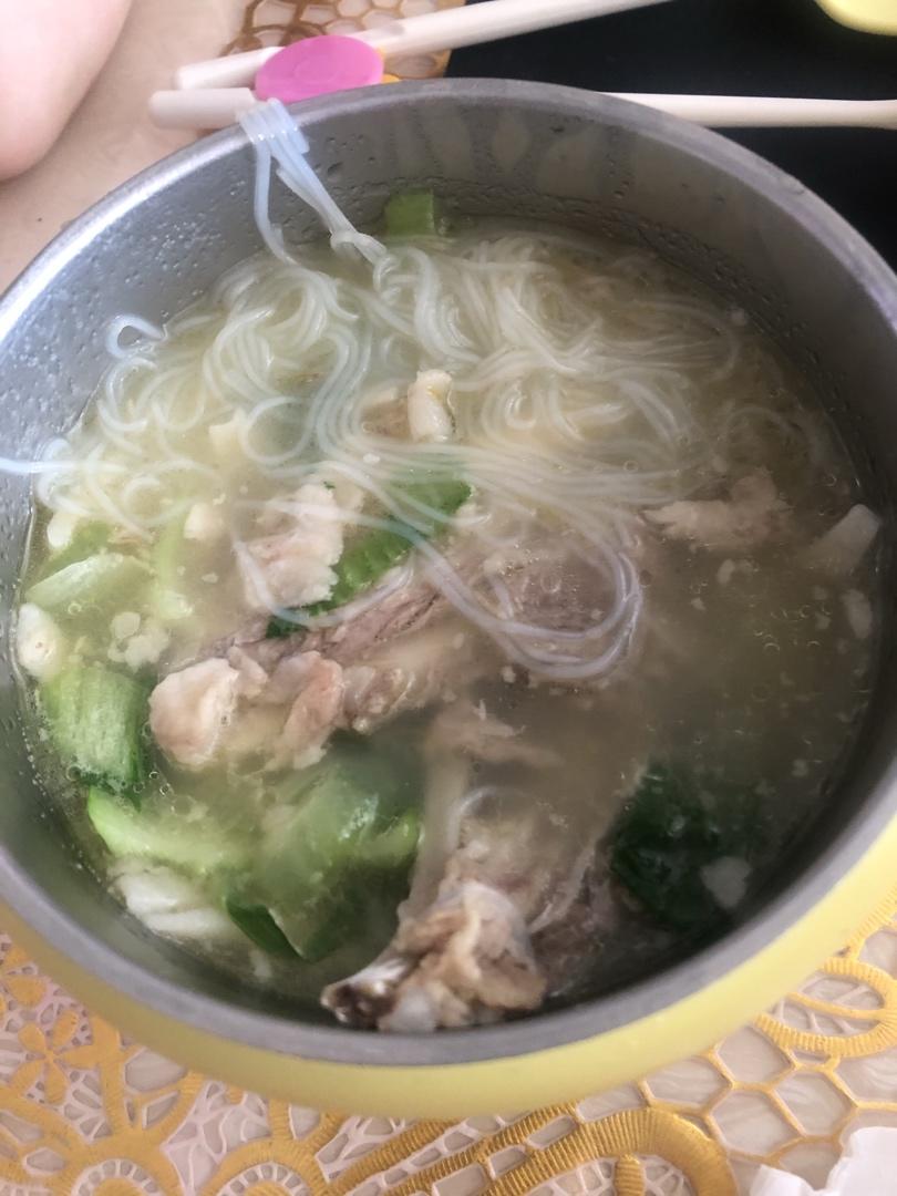 炖羊骨头（内蒙人的做法）