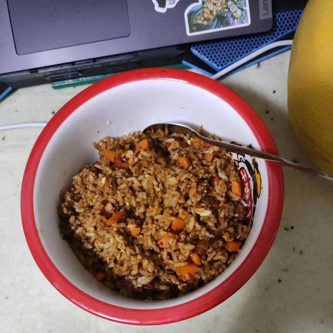 好吃到停不下来的酱油蛋炒饭